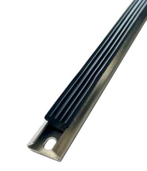 Trittbrettleiste mit Gummi 740mm